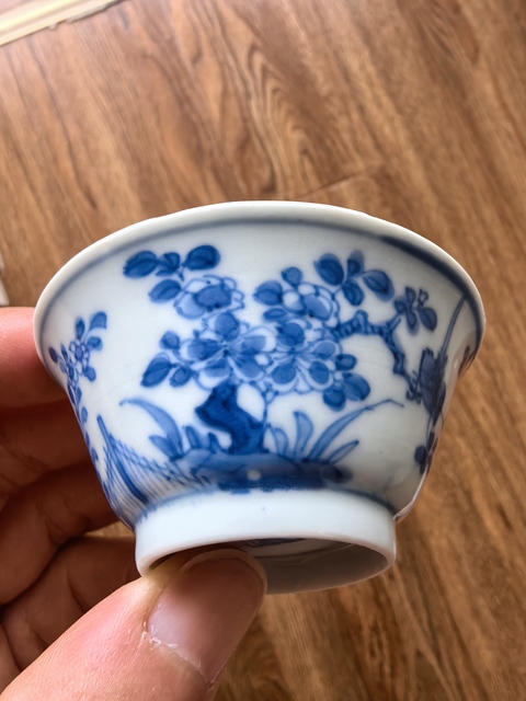 古玩陶瓷清康熙青花花卉紋杯真品鑒賞圖