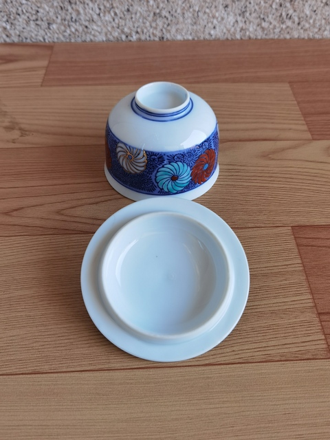 古玩陶瓷青花加彩蓋杯拍賣，當前價格120元