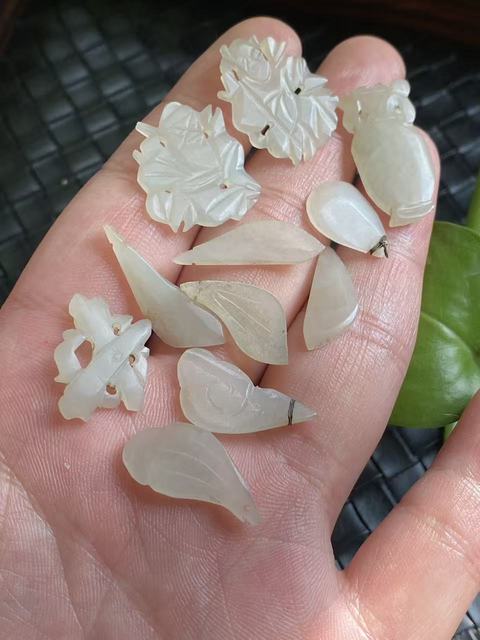 古玩玉器和田玉雕“花片”真品鑒賞圖