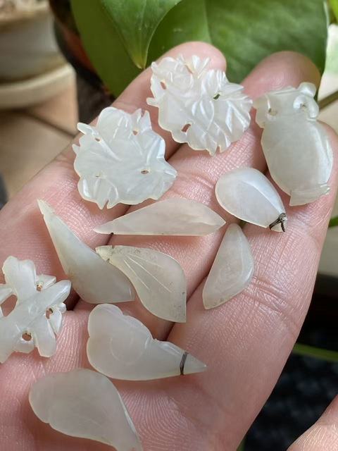 古玩玉器和田玉雕“花片”真品鑒賞圖