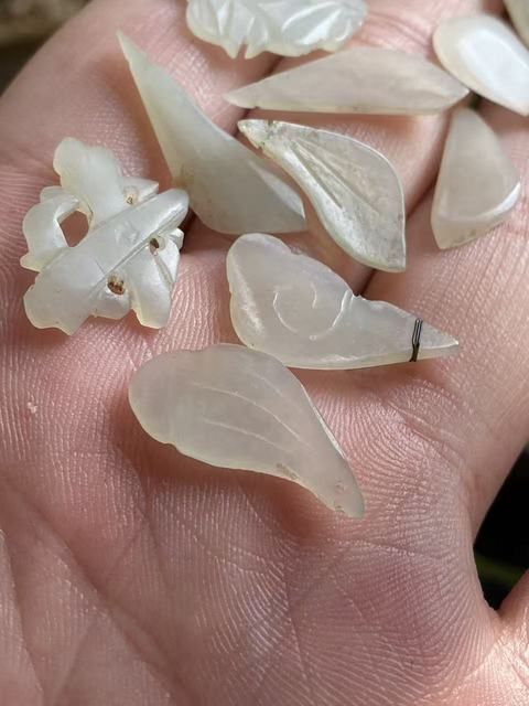 古玩玉器和田玉雕“花片”真品鑒賞圖