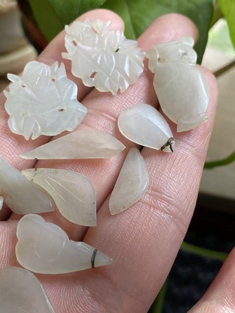 古玩玉器和田玉雕“花片”真品鑒賞圖