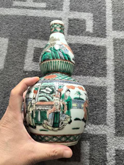 古玩陶瓷五彩人物故事紋葫蘆瓶真品鑒賞圖
