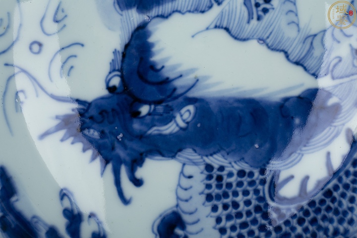 古玩陶瓷清雍正 青花過墻龍紋碗真品鑒賞圖