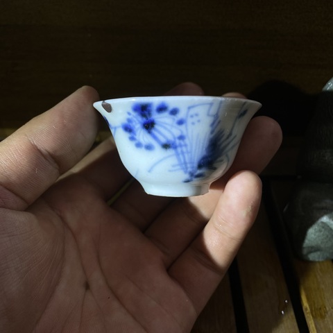 古玩陶瓷花蝶紋青花杯拍賣,當前價格320元