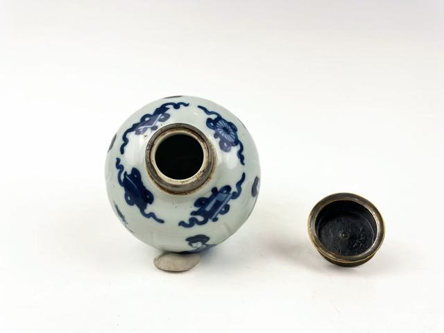 古玩陶瓷清康熙·青花四美圖瓜棱罐拍賣,當(dāng)前價(jià)格3688元