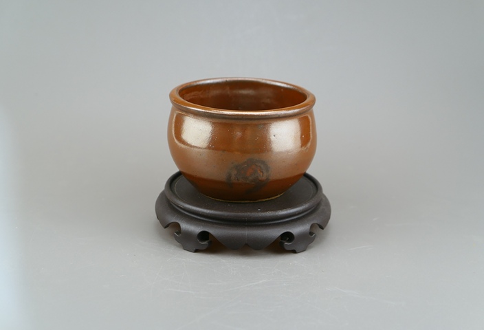 古玩陶瓷耀州窯紫金釉香爐真品鑒賞圖