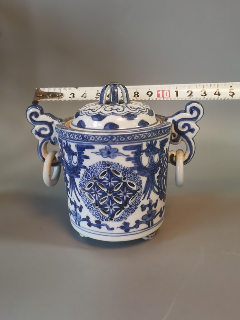 古玩陶瓷青花香薰真品鑒賞圖