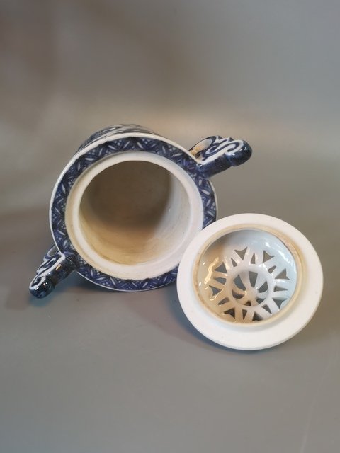 古玩陶瓷青花香薰爐真品鑒賞圖