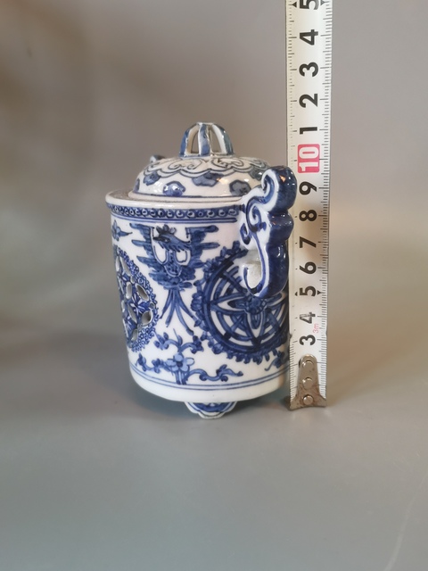 古玩陶瓷青花香薰爐真品鑒賞圖