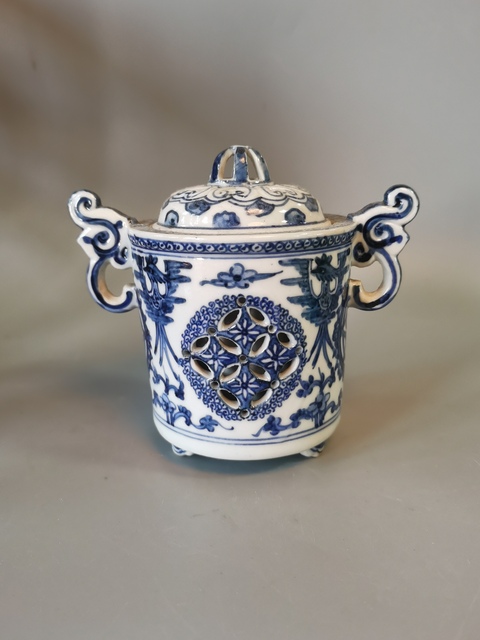 古玩陶瓷青花香薰爐真品鑒賞圖