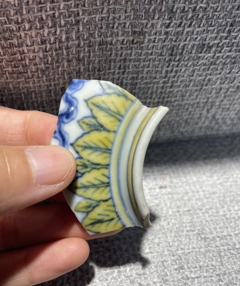 古玩陶瓷斗彩瓷片真品鑒賞圖