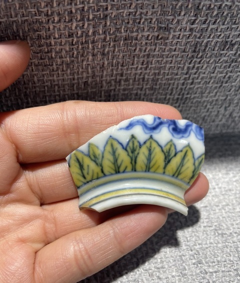 古玩陶瓷斗彩瓷片真品鑒賞圖