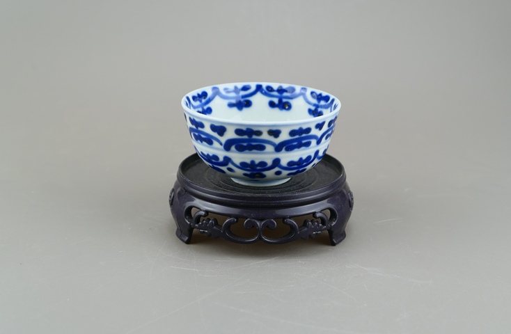 古玩陶瓷青花壽字紋茶圓真品鑒賞圖