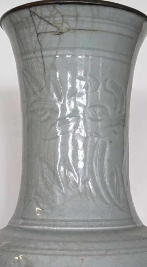 古玩陶瓷青白釉刻花紋瓶真品鑒賞圖