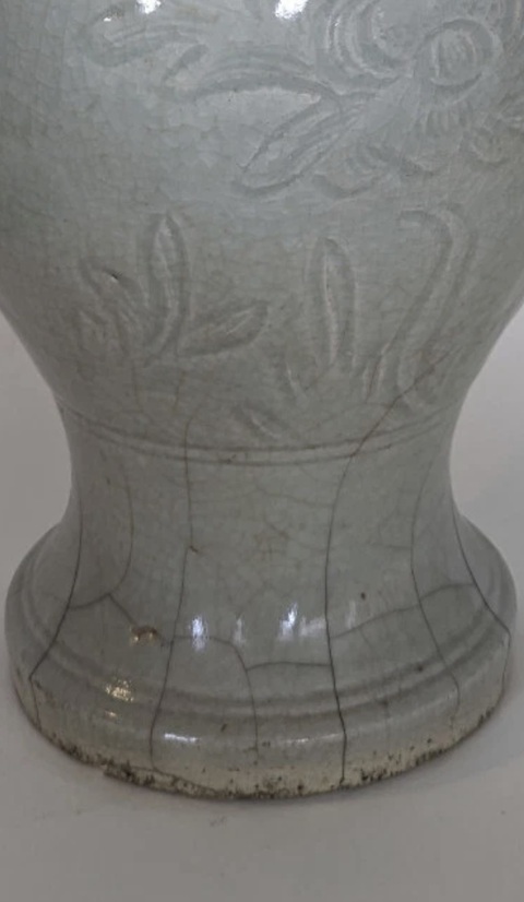 古玩陶瓷青白釉刻花紋瓶真品鑒賞圖