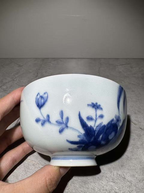 古玩陶瓷(清晚期)青花花洞石花鳥紋蓋碗拍賣,當前價格688元