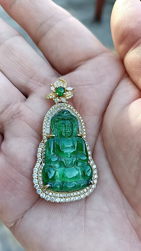 古玩玉器翡翠觀音掛件真品鑒賞圖