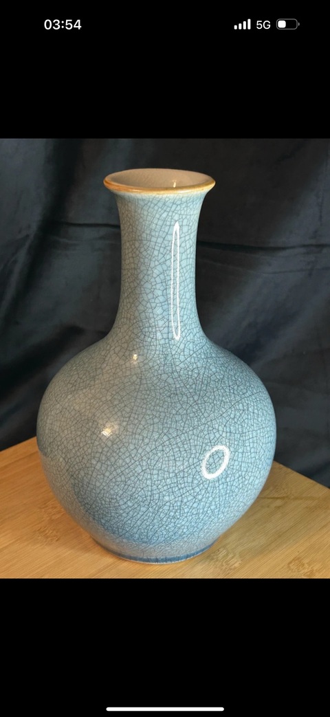 古玩陶瓷哥釉賞瓶真品鑒賞圖