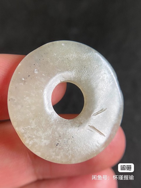 古玩玉器素紋玉璧真品鑒賞圖