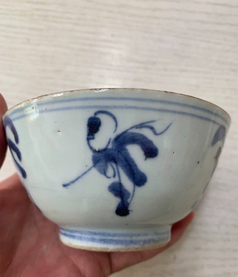 古玩陶瓷青花嬰戲圖茶碗真品鑒賞圖