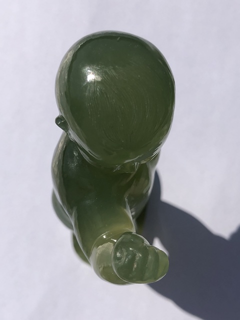 古玩玉器岫玉雕“戲拳童子”擺件真品鑒賞圖