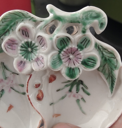古玩陶瓷德化窯彩繪筆舔真品鑒賞圖