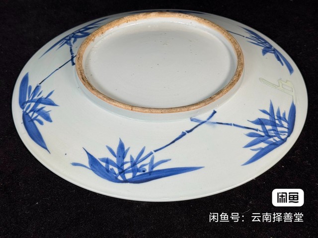 古玩陶瓷花鳥(niǎo)紋青花盤(pán)真品鑒賞圖