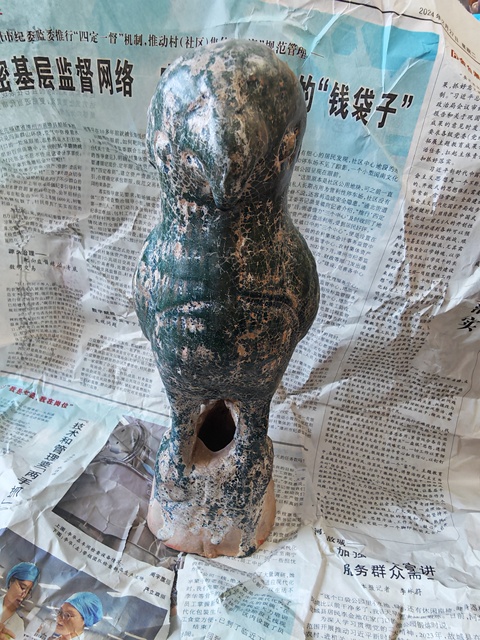 古玩陶瓷鸚鵡塑像真品鑒賞圖