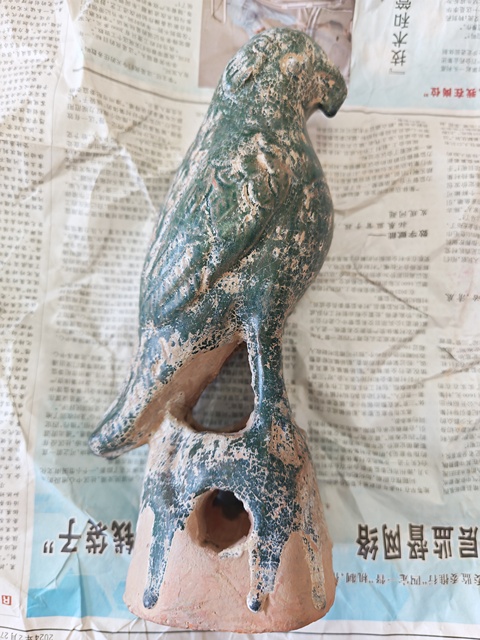 古玩陶瓷鸚鵡塑像真品鑒賞圖