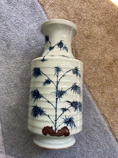 古玩陶瓷青花釉里紅瓶真品鑒賞圖
