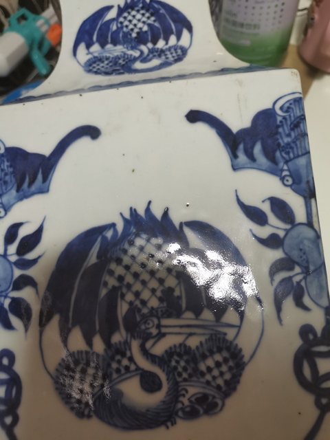 古玩陶瓷青花團鶴獅耳四方瓶真品鑒賞圖