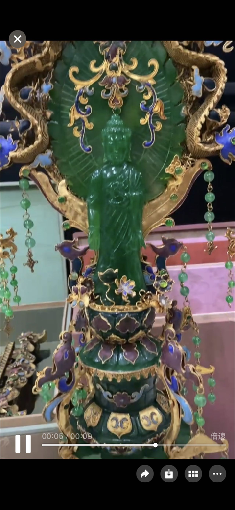古玩玉器染色非天然翡翠“佛”鑲擺件真品鑒賞圖