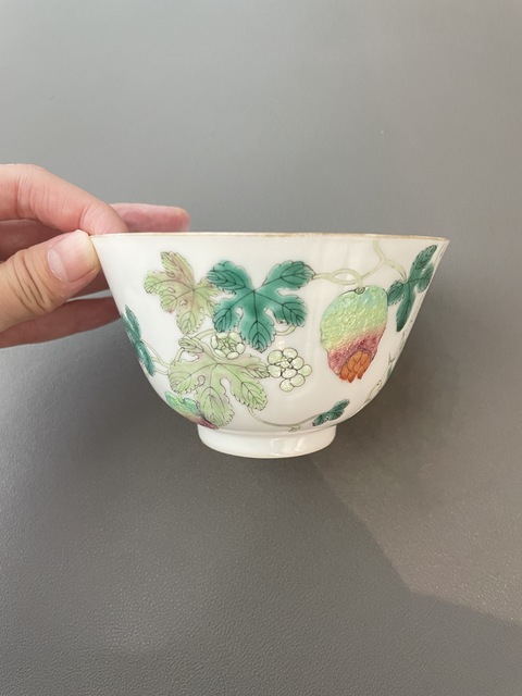 古玩陶瓷光緒細路粉彩茶碗真品鑒賞圖