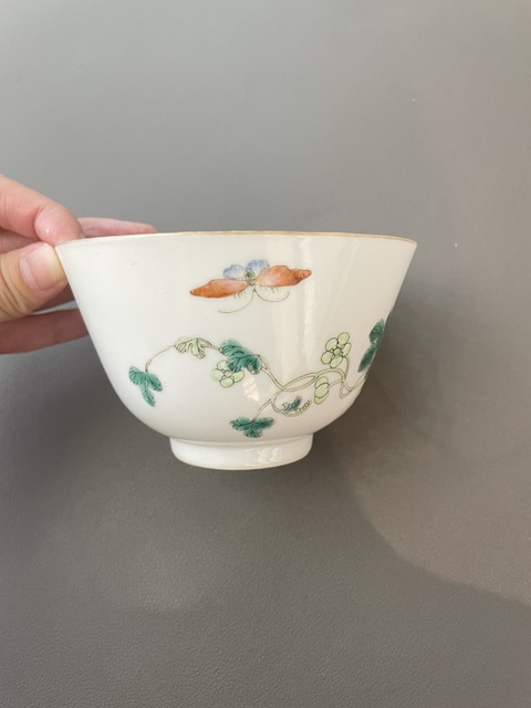 古玩陶瓷光緒細路粉彩茶碗真品鑒賞圖