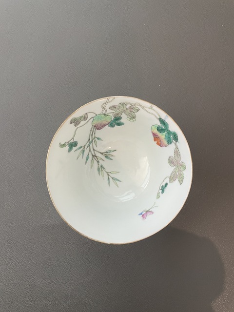 古玩陶瓷光緒細路粉彩茶碗真品鑒賞圖