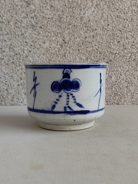 古玩陶瓷青花花卉紋香爐拍賣,當前價格350元