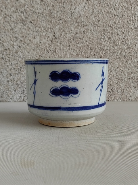 古玩陶瓷青花花卉紋香爐拍賣,當前價格350元