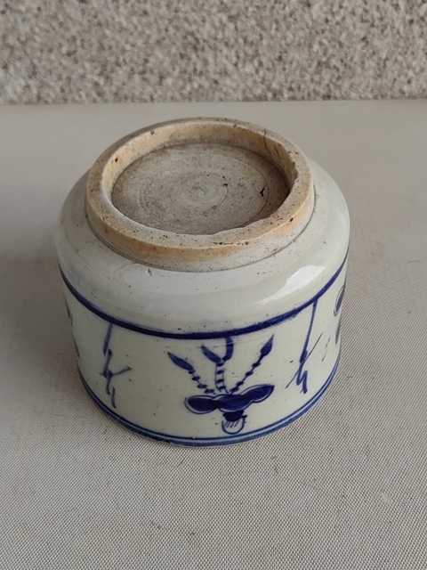 古玩陶瓷青花花卉紋香爐拍賣,當前價格350元