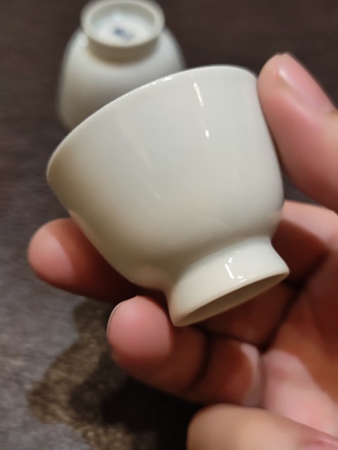 古玩陶瓷白瓷杯真品鑒賞圖
