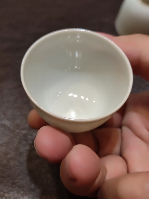 古玩陶瓷白瓷杯真品鑒賞圖