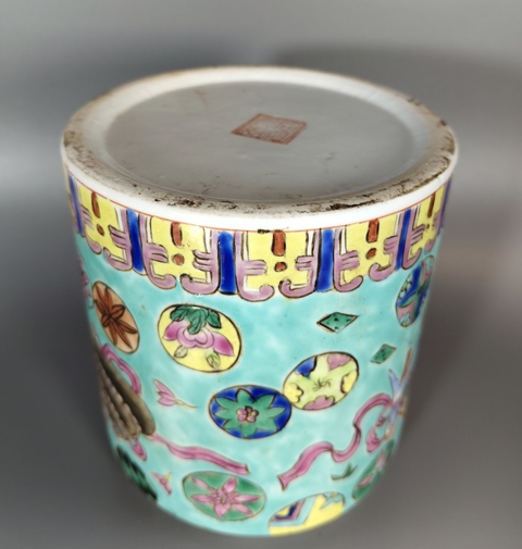 古玩陶瓷松石綠粉彩八寶紋蓋缸真品鑒賞圖