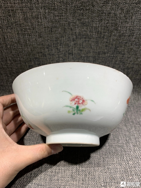 古玩陶瓷民國 粉彩花卉紋大碗真品鑒賞圖