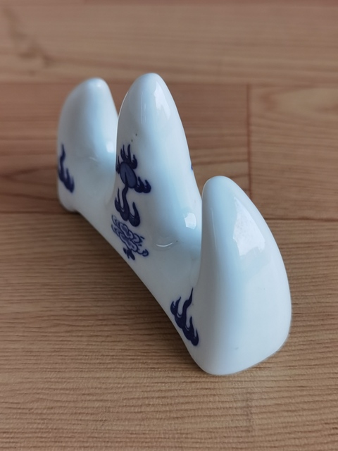 古玩陶瓷青花筆山拍賣,當(dāng)前價格260元