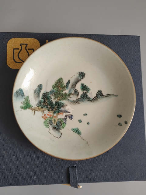 古玩陶瓷粉彩盤真品鑒賞圖