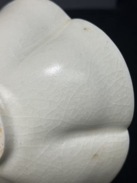 古玩陶瓷青白釉花口盞真品鑒賞圖