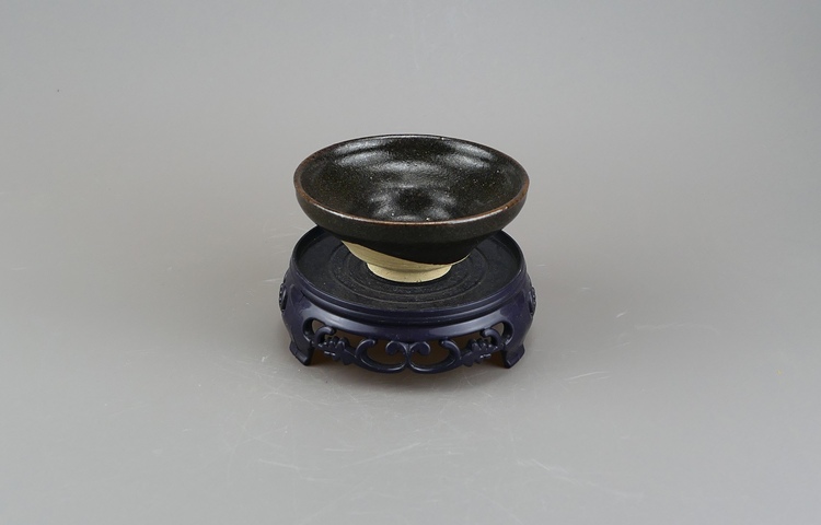 古玩陶瓷吉州窯黑釉茶盞真品鑒賞圖