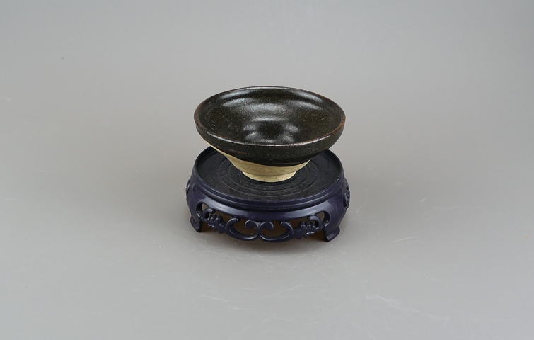 古玩陶瓷吉州窯黑釉茶盞真品鑒賞圖