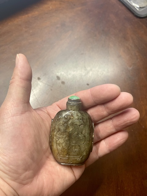 古玩玉器老料子鼻煙壺真品鑒賞圖