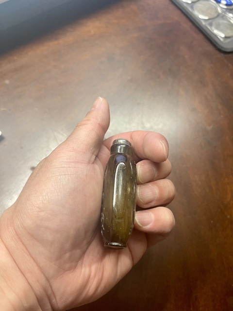 古玩玉器老料子鼻煙壺真品鑒賞圖